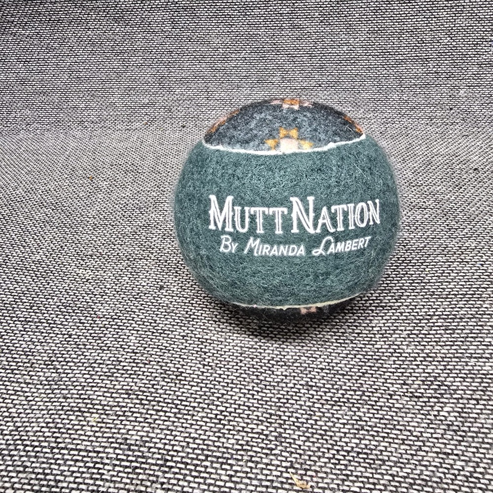 MuttNation Miranda Lambert Dog Ball Green Grey Star Pattern Excellent Condition